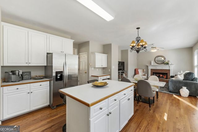 580 Golden Meadows Lane, Suwanee, GA 30024