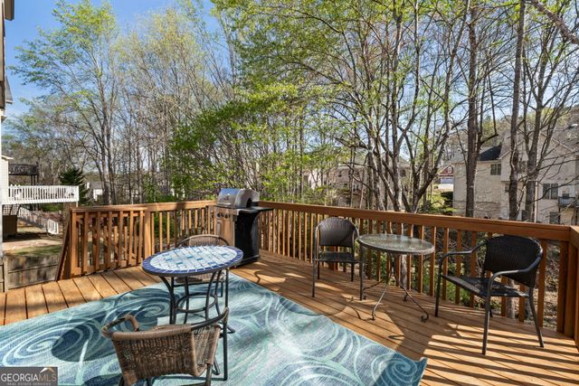 580 Golden Meadows Lane, Suwanee, GA 30024