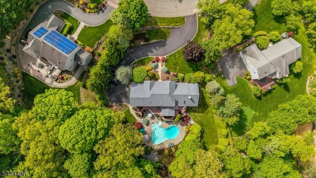15 Skytop Dr, Denville Twp., NJ 07834
