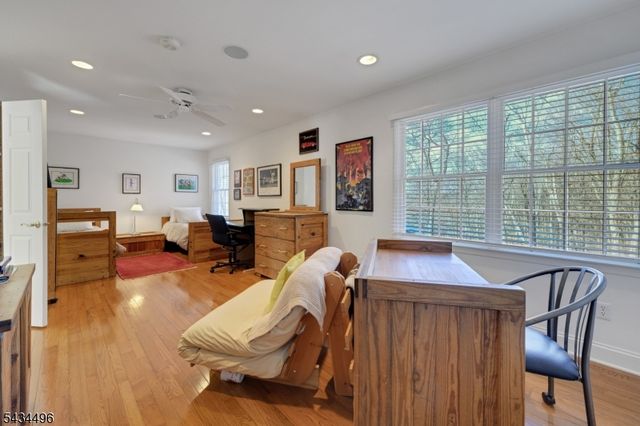 15 Skytop Dr, Denville Twp., NJ 07834