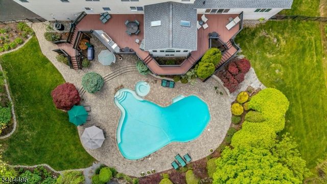 15 Skytop Dr, Denville Twp., NJ 07834
