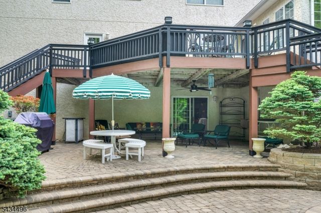 15 Skytop Dr, Denville Twp., NJ 07834