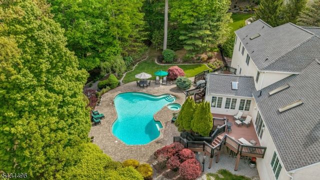 15 Skytop Dr, Denville Twp., NJ 07834