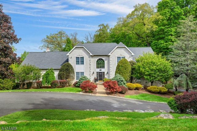 15 Skytop Dr, Denville Twp., NJ 07834