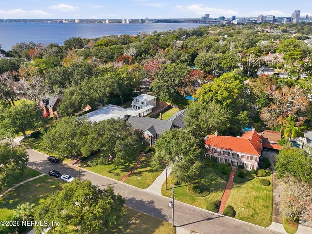 959 MAPLE Lane, Jacksonville, FL 32207