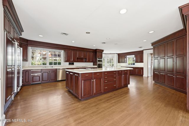 959 MAPLE Lane, Jacksonville, FL 32207