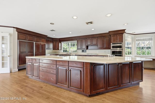 959 MAPLE Lane, Jacksonville, FL 32207
