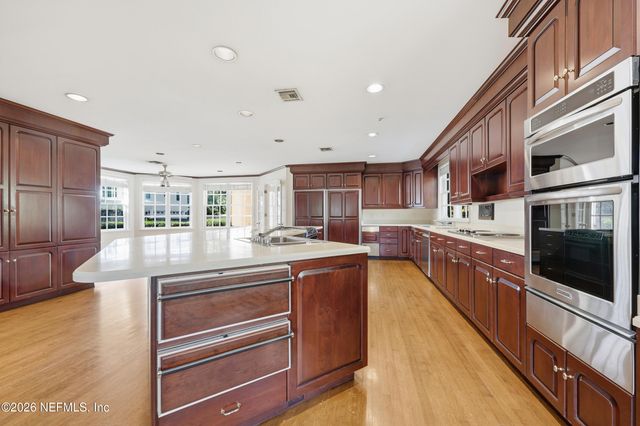 959 MAPLE Lane, Jacksonville, FL 32207