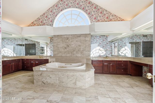 959 MAPLE Lane, Jacksonville, FL 32207