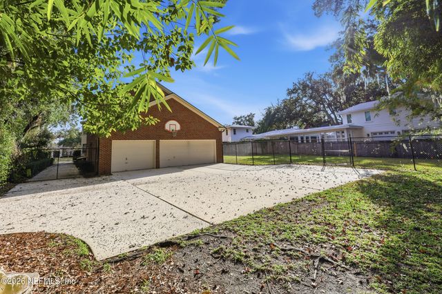 959 MAPLE Lane, Jacksonville, FL 32207