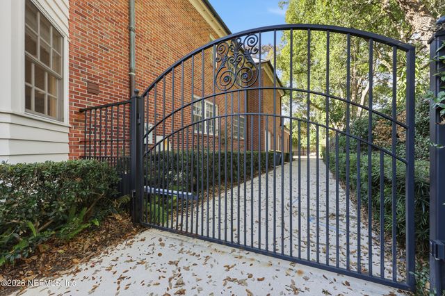 959 MAPLE Lane, Jacksonville, FL 32207