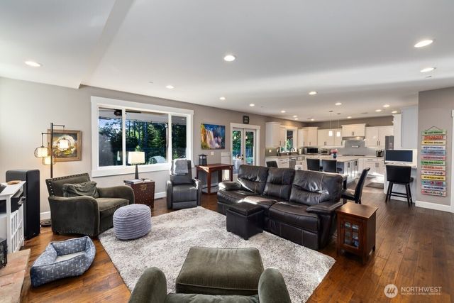 13525 409th Avenue SE, North Bend, WA 98045