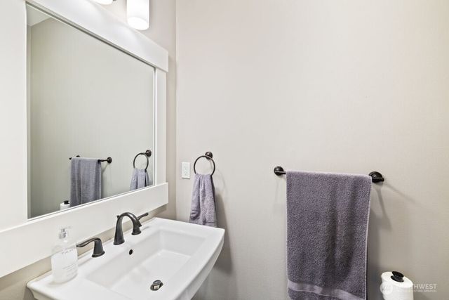 13525 409th Avenue SE, North Bend, WA 98045