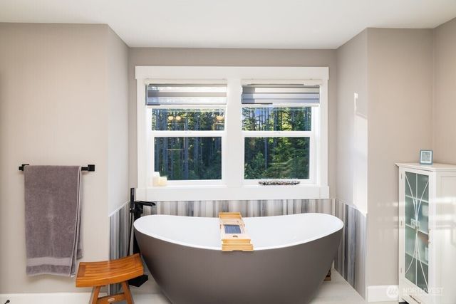 13525 409th Avenue SE, North Bend, WA 98045