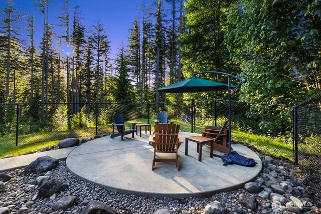 13525 409th Avenue SE, North Bend, WA 98045