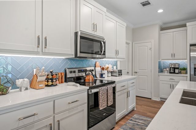 219 Ben Lacy Drive, Gun Barrel City, TX 75156