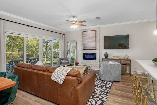 219 Ben Lacy Drive, Gun Barrel City, TX 75156