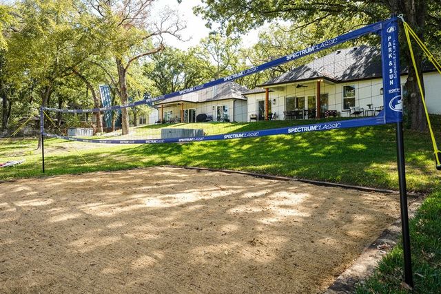 219 Ben Lacy Drive, Gun Barrel City, TX 75156