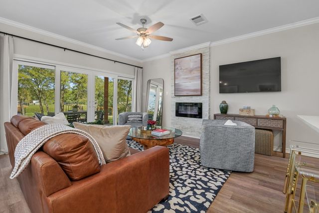 219 Ben Lacy Drive, Gun Barrel City, TX 75156