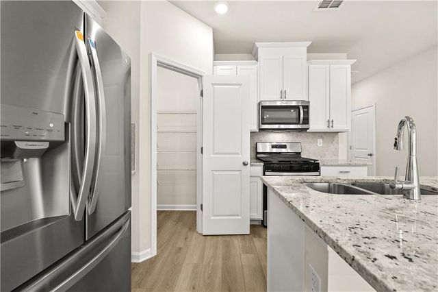 3635 Shore Wood Avenue, Lawrenceville, GA 30044