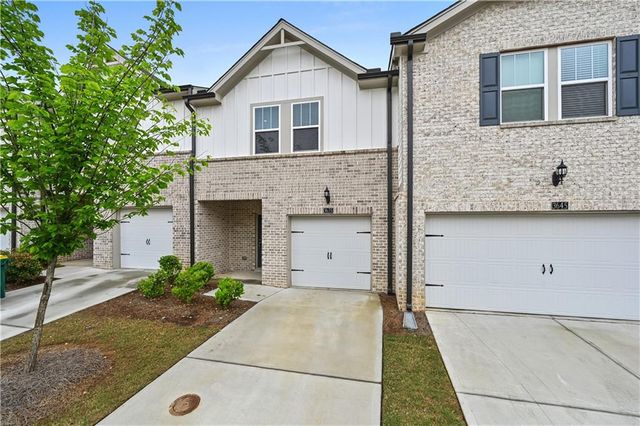 3635 Shore Wood Avenue, Lawrenceville, GA 30044