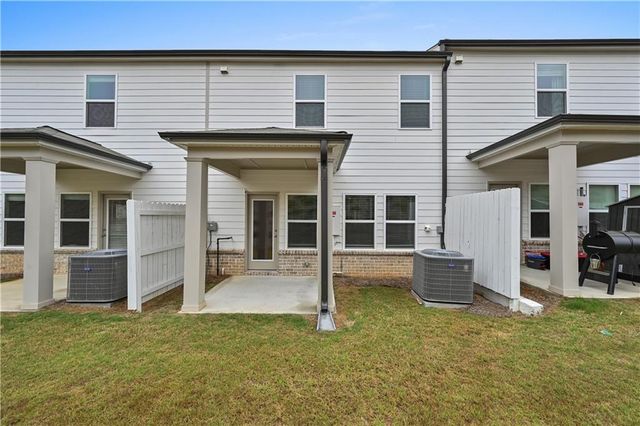3635 Shore Wood Avenue, Lawrenceville, GA 30044