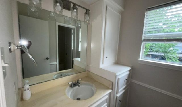 5719 Green Timbers Drive, Humble, TX 77346