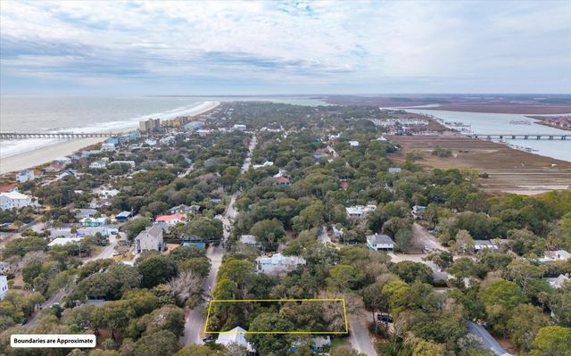 406 E Erie Avenue, Folly Beach, SC 29439