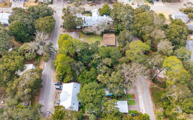 406 E Erie Avenue, Folly Beach, SC 29439
