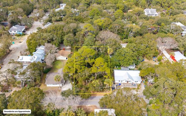 406 E Erie Avenue, Folly Beach, SC 29439