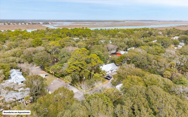 406 E Erie Avenue, Folly Beach, SC 29439