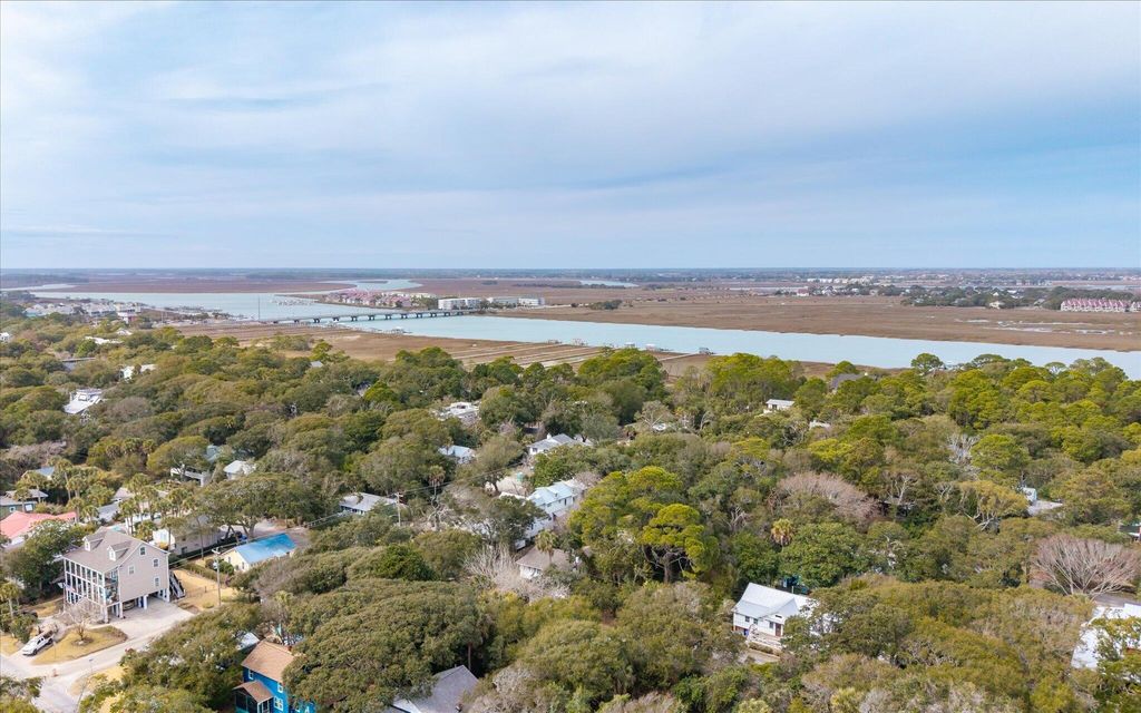 Image 13 of property listing at 406 E Erie Avenue, Folly Beach, SC 29439