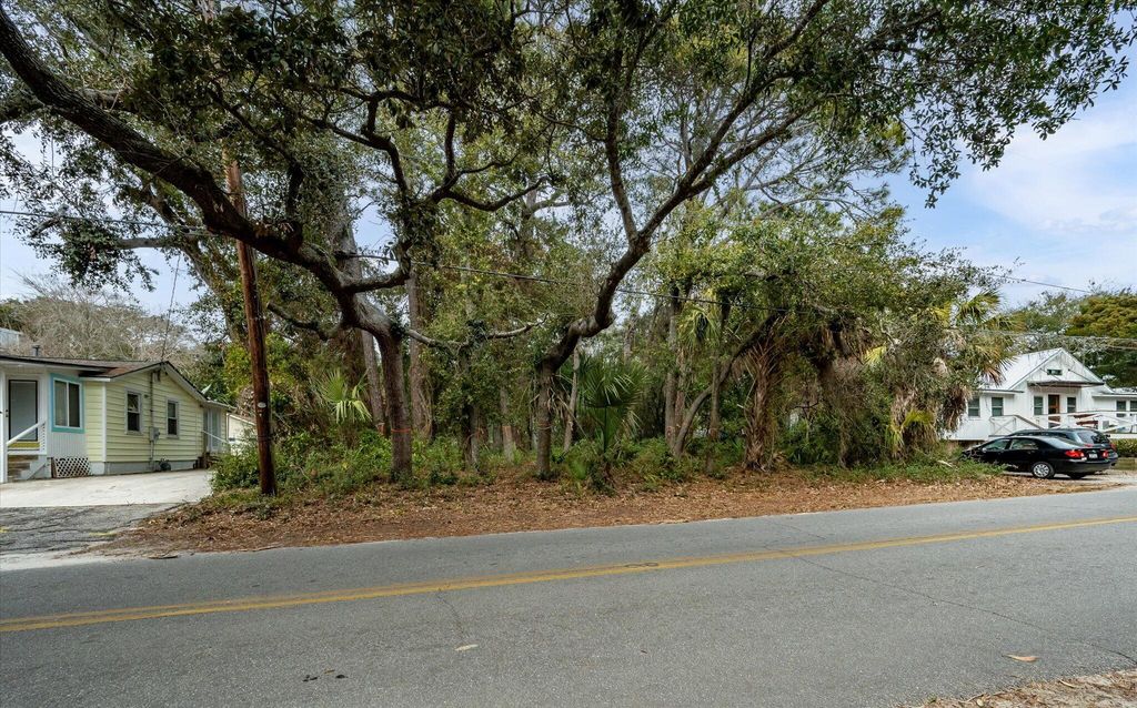 Image 25 of property listing at 406 E Erie Avenue, Folly Beach, SC 29439