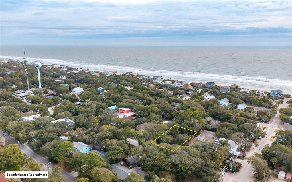 Image 6 of property listing at 406 E Erie Avenue, Folly Beach, SC 29439