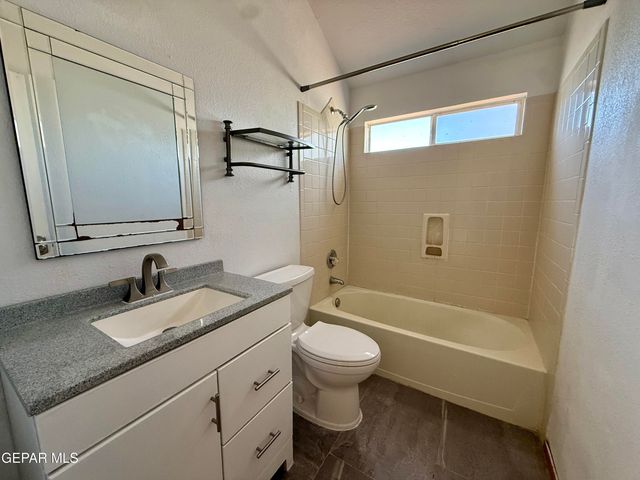 1301 TIERRA ROJA Street, El Paso, TX 79912