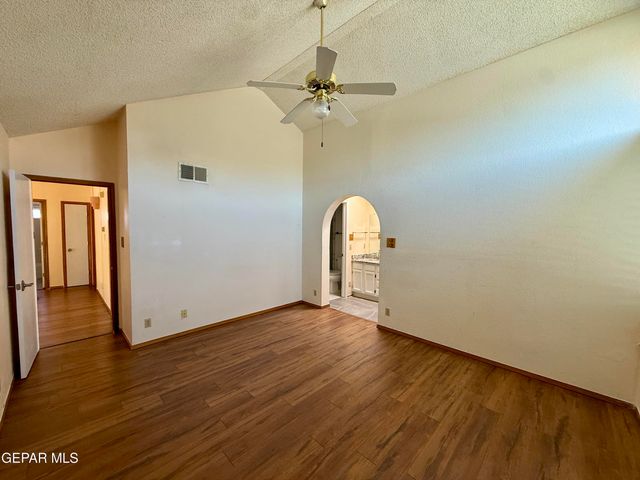 1301 TIERRA ROJA Street, El Paso, TX 79912