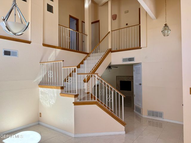 1301 TIERRA ROJA Street, El Paso, TX 79912