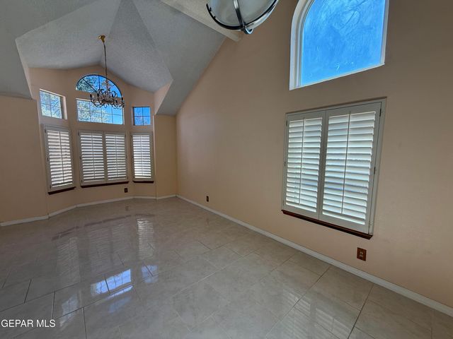 1301 TIERRA ROJA Street, El Paso, TX 79912