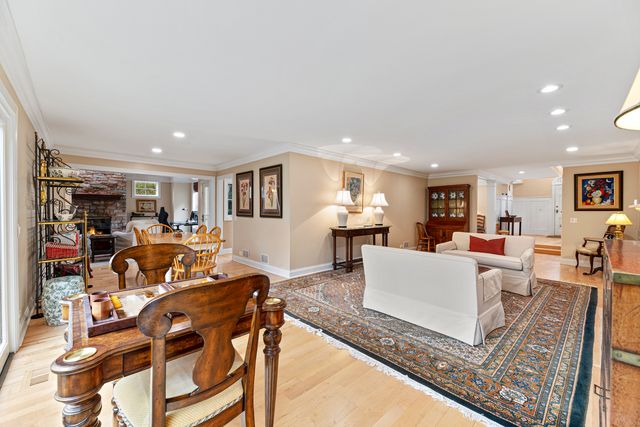5 Court Of Conn River Valley, Lincolnshire, IL 60069