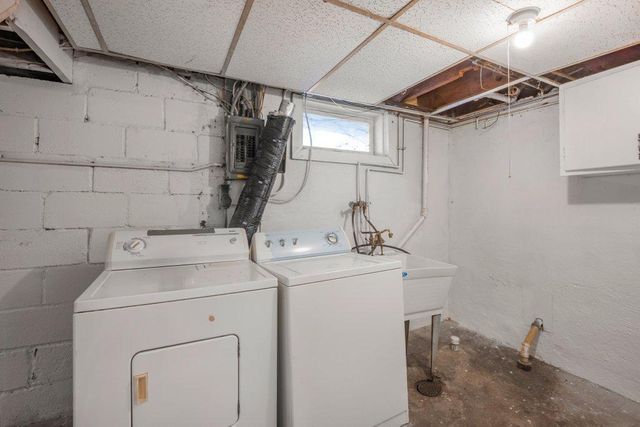 4230 Zane Avenue N, Crystal, MN 55422