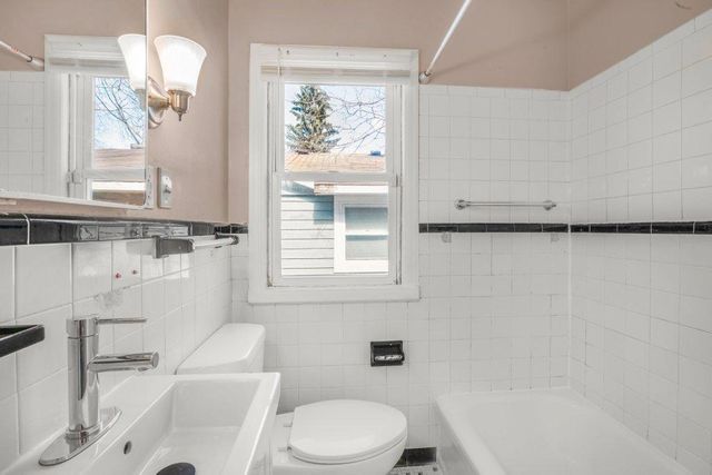 4230 Zane Avenue N, Crystal, MN 55422