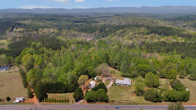 703 Burnt Tanyard Road, Salem, SC 29676