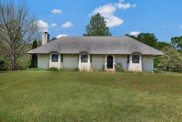 703 Burnt Tanyard Road, Salem, SC 29676