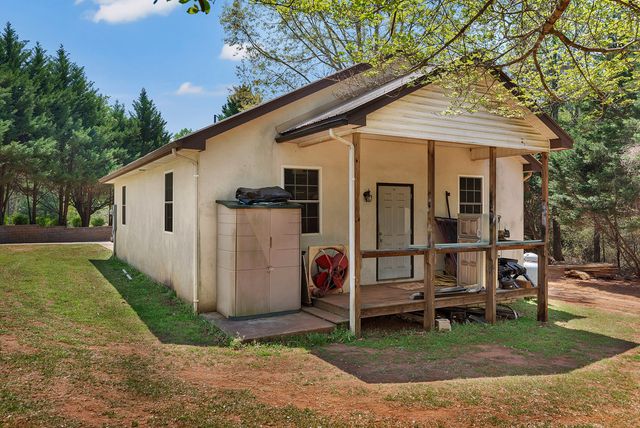 703 Burnt Tanyard Road, Salem, SC 29676