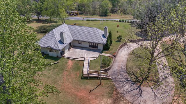 703 Burnt Tanyard Road, Salem, SC 29676