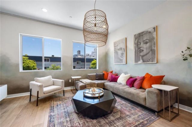 205 Elm, Long Beach, CA 90802