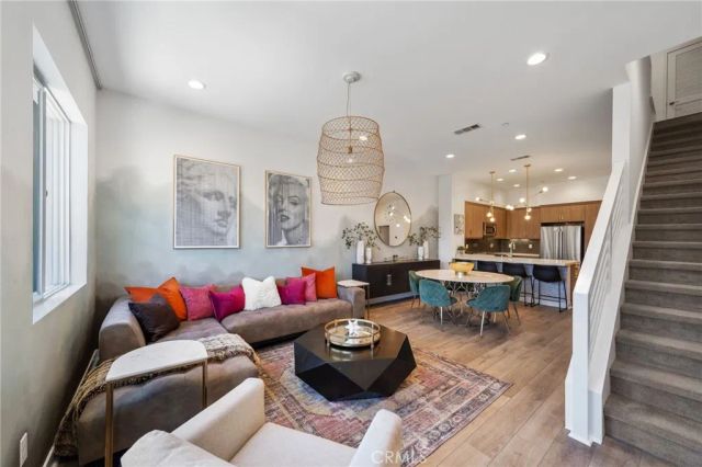 205 Elm, Long Beach, CA 90802