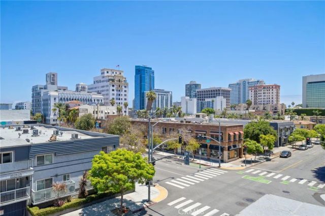 205 Elm, Long Beach, CA 90802