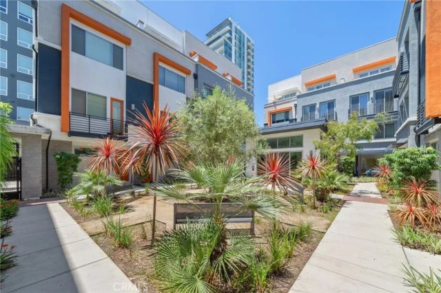 205 Elm, Long Beach, CA 90802