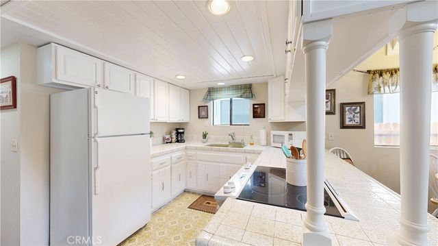 301 E Angeles, Big Bear City, CA 92314